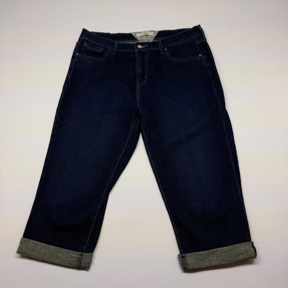 Levis Womens Dark Wash Denim Capri Cropped Jeans Floral Detail Indigo Size 12